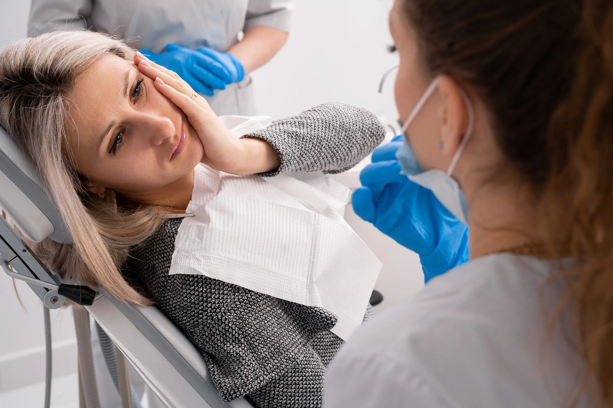 los angeles emergency dentist​